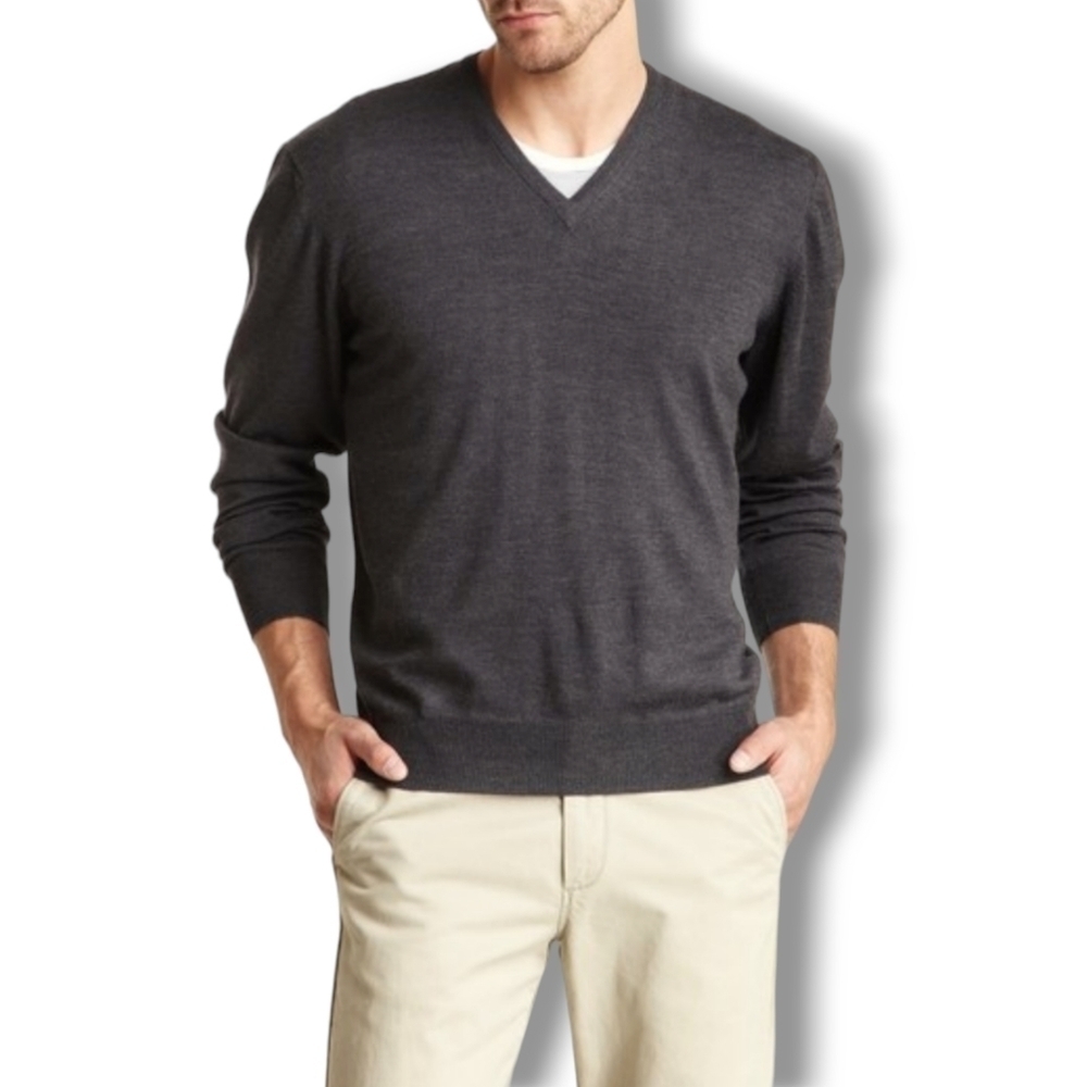 1990s Garret Scott 100% Extra Fine Merino Wool V-Neck Sweater